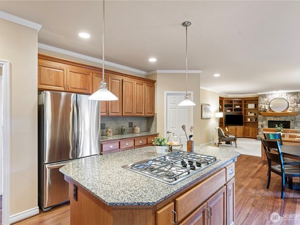 25939 SE 22nd PL, Sammamish WA 98075