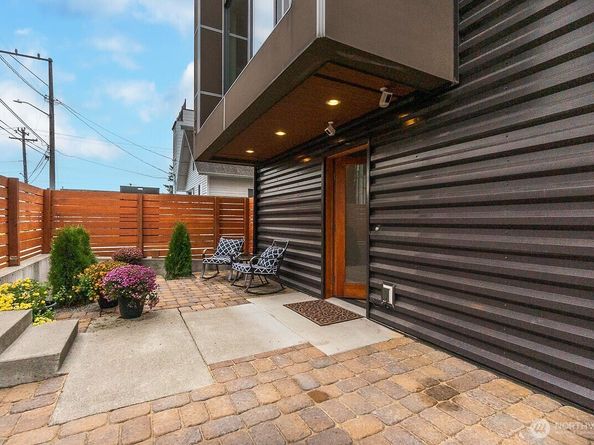 1761 20th Avenue S, Seattle WA 98144