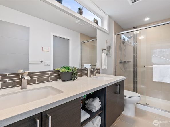 1761 20th Avenue S, Seattle WA 98144