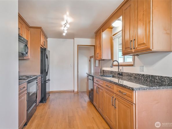 11905 84th Avenue S, Seattle WA 98178