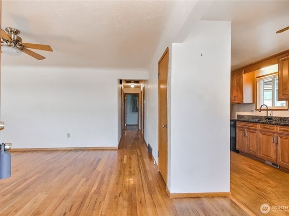11905 84th Avenue S, Seattle WA 98178