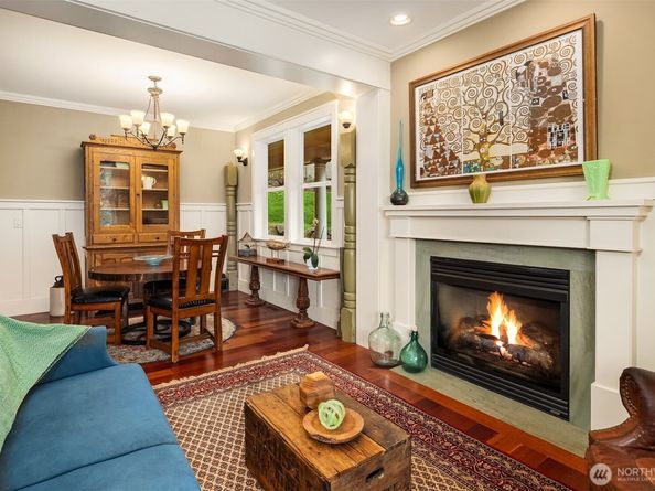 2372 Douglas Drive NE, Bainbridge Island WA 98110