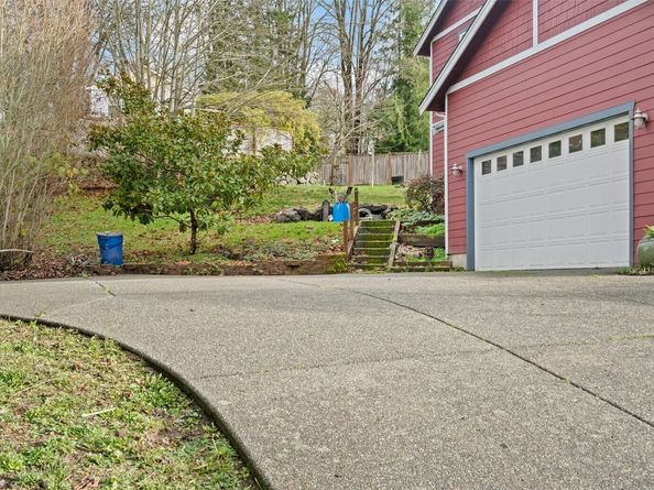 2372 Douglas Drive NE, Bainbridge Island WA 98110