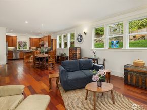 2372 Douglas Drive NE, Bainbridge Island WA 98110