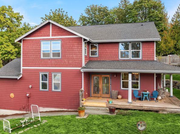 2372 Douglas Drive NE, Bainbridge Island WA 98110
