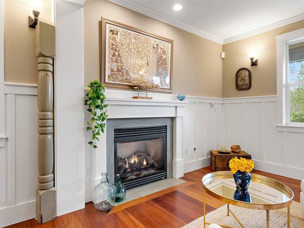 2372 Douglas Drive NE, Bainbridge Island WA 98110