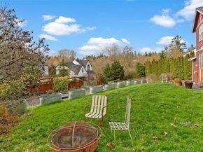 2372 Douglas Drive NE, Bainbridge Island WA 98110