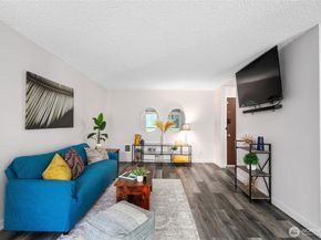 15156 65th Avenue S 1012, Tukwila WA 98188