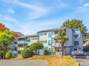 15156 65th Avenue S 1012, Tukwila WA 98188
