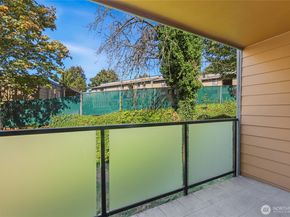15156 65th Avenue S 1012, Tukwila WA 98188