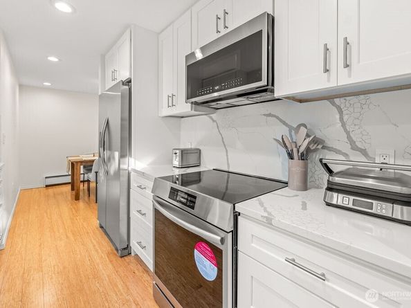 1218 101st Place NE, Bellevue WA 98004