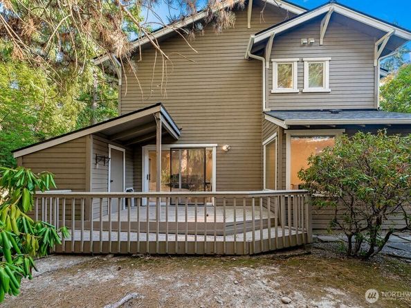 1218 101st Place NE, Bellevue WA 98004