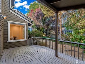 1218 101st Place NE, Bellevue WA 98004