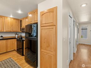 11805 NE 105th Court, Kirkland WA 98033