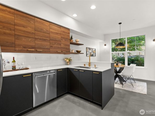 23210 Fitzgerald Road 2, Bothell WA 98021