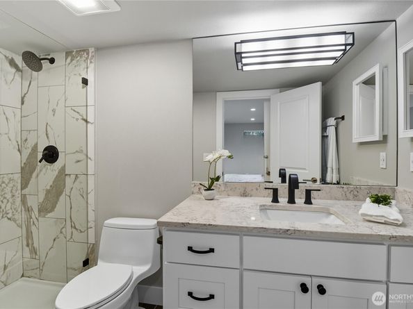 14623 NE 40th Street H7, Bellevue WA 98007