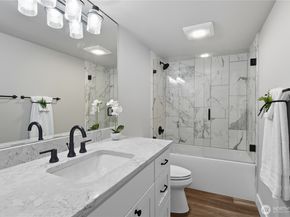 14623 NE 40th Street H7, Bellevue WA 98007