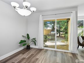 14623 NE 40th Street H7, Bellevue WA 98007