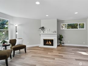 14623 NE 40th Street H7, Bellevue WA 98007
