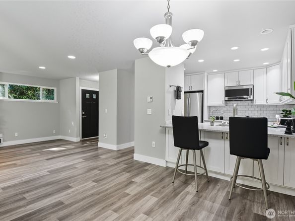 14623 NE 40th Street H7, Bellevue WA 98007