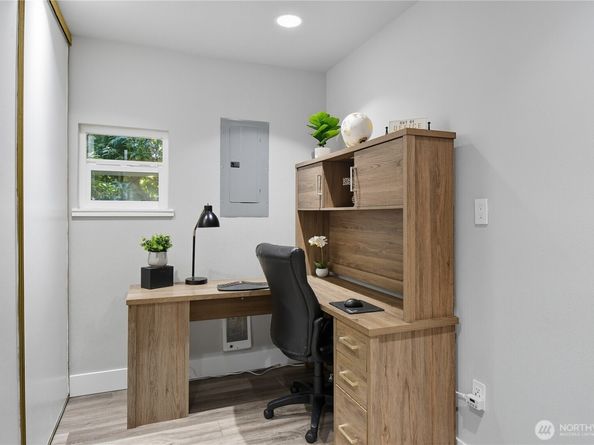 14623 NE 40th Street H7, Bellevue WA 98007