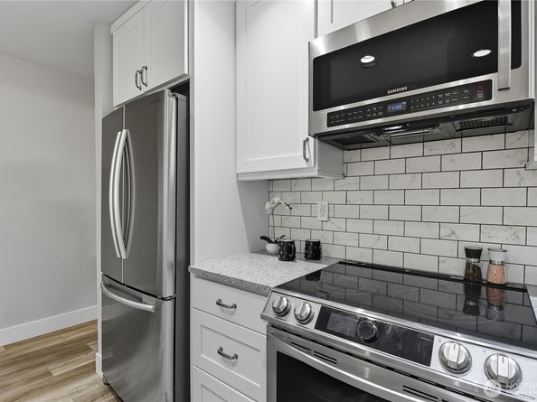 14623 NE 40th Street H7, Bellevue WA 98007