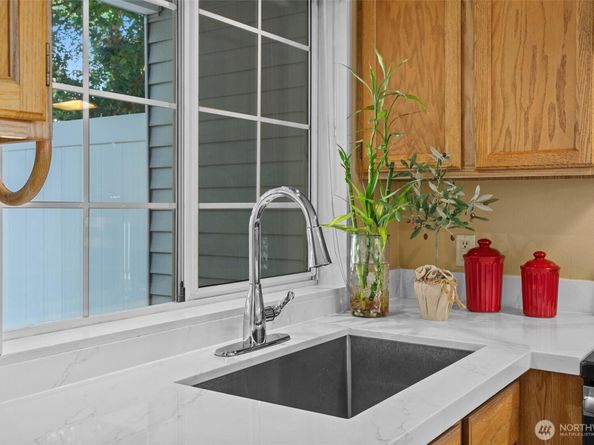 12351 SE 41st Lane 45, Bellevue WA 98006