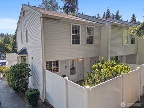 12351 SE 41st Lane 45, Bellevue WA 98006