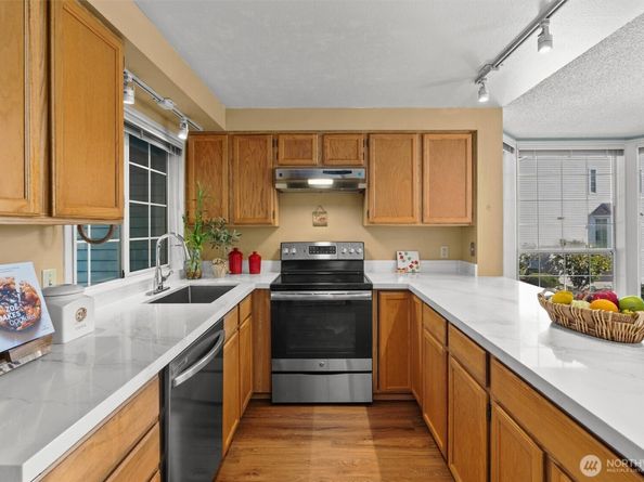 12351 SE 41st Lane 45, Bellevue WA 98006