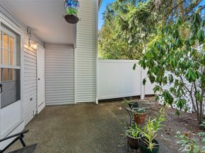 12351 SE 41st Lane 45, Bellevue WA 98006