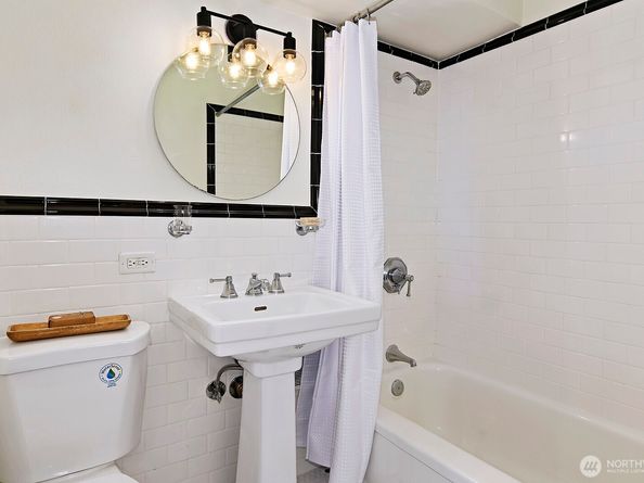 1105 Spring Street 709, Seattle WA 98104
