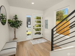 2844 NW 62nd Street, Seattle WA 98107