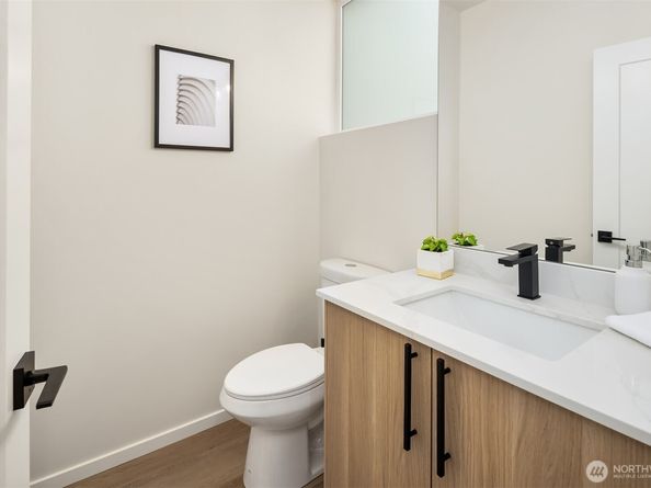 2844 NW 62nd Street, Seattle WA 98107