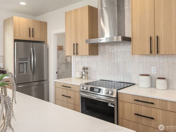 2844 NW 62nd Street, Seattle WA 98107
