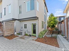 7030 42nd Avenue S, Seattle WA 98118