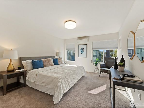 7030 42nd Avenue S, Seattle WA 98118