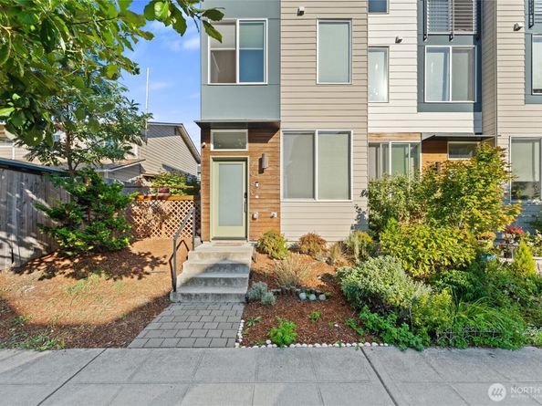 7030 42nd Avenue S, Seattle WA 98118