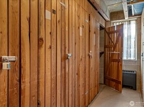 2040 43rd Avenue E 402, Seattle WA 98112