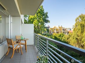 2040 43rd Avenue E 402, Seattle WA 98112