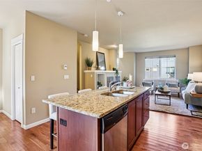 862 3rd Avenue NE, Issaquah WA 98029