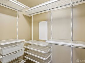 862 3rd Avenue NE, Issaquah WA 98029