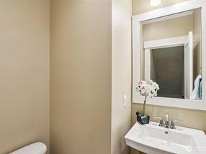 862 3rd Avenue NE, Issaquah WA 98029