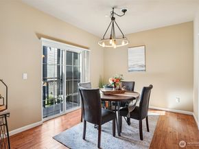 862 3rd Avenue NE, Issaquah WA 98029