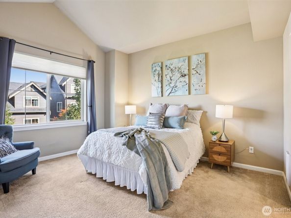 862 3rd Avenue NE, Issaquah WA 98029