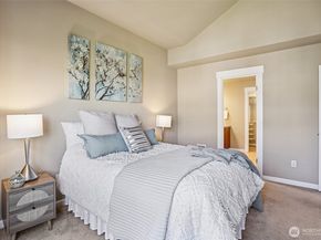 862 3rd Avenue NE, Issaquah WA 98029
