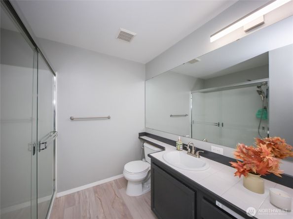 1131 115th Street SW E4, Everett WA 98204