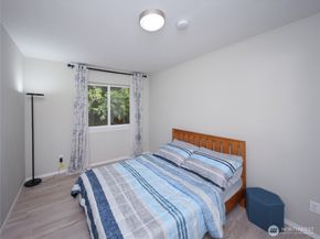 1131 115th Street SW E4, Everett WA 98204