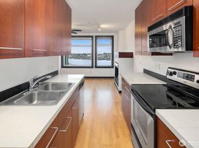 655 Crockett Street B405, Seattle WA 98109