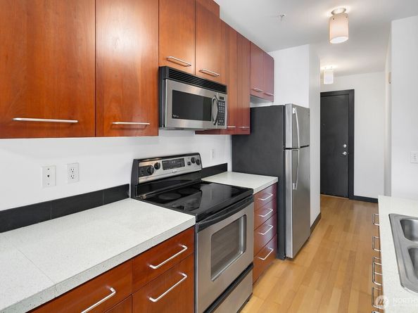 655 Crockett Street B405, Seattle WA 98109