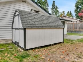 8254 NE 143rd Place, Kirkland WA 98034